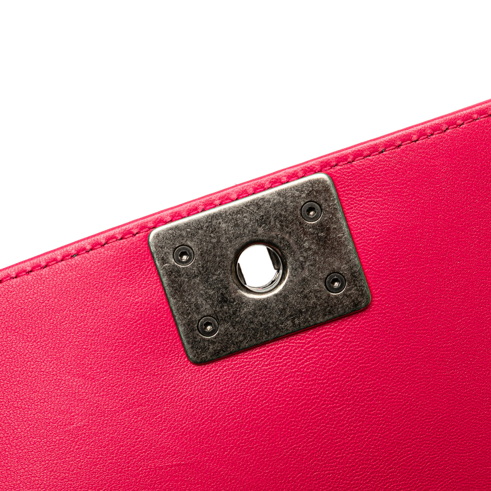 Pre-Loved Chanel Quilted Lambskin Boy Flap Clutch - Picture 8 of 11